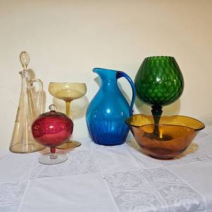 lot 77 image: Retro Large Color Glass Dcor Glass