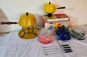 lot 82 image: Vintage Individual Fondue Party Set