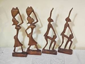 lot 60 image: Afro Dcor Stylized Human Figures