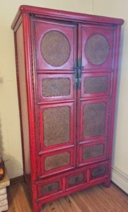 lot 6B image: Antique Oriental High Gloss Imari Red Lacquered Wardrobe