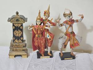 lot 65 image: Vintage Thai Festival Figures