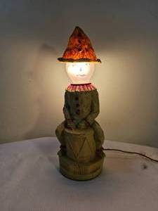 lot 147 image: Vintage Spelter Metal Clown Lamp