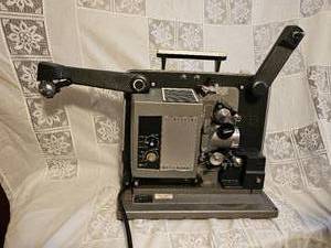 lot 169 image: Bell & Howell Filmosound 16mm Projector
