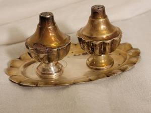 lot 106 image: Sterling Silver 3 pc Salt & Pepper Set  40g
