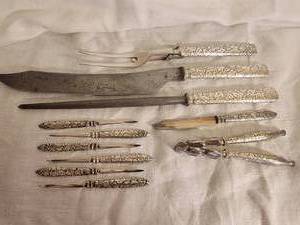 lot 199 image: MCM Elaborate Floral Handle Hostess Serving Ware