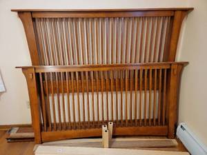 lot 211 image: Prairie Mission Style Queen Bed Frame