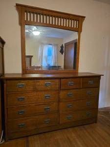 lot 14A image: Arts & Crafts Styled Vanity Dresser with Mirror