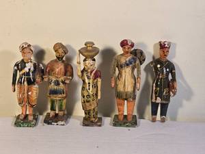 lot 47 image: Antique Indian Hindu Traditional Wood Handpainted Figurine Collection - (5)