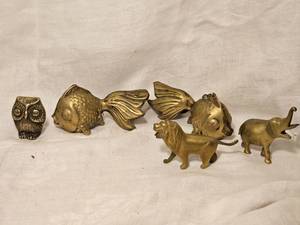 lot 358 image: Charming Brass Miniature Animals
