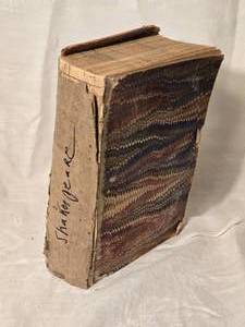 lot 261 image: Antique Leatherbound Shakespeare Anthology - The Dramatic Works of Shakespeare - 1868 - Leavitt & Allen