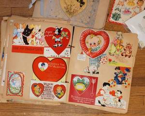 lot 296 image: 100s of 194050s Cards  Valentine  Birthday  Christmas