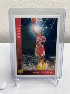 lot 36D image: 1993-94 Upper Deck Michael Jordan #23 J