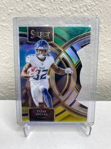 lot 50D image: 2023 Panini Select Tyjae Spears Green and Yellow Premier Level Die-Cut RC #172 J