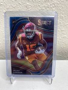 lot 70 image: 2022 Panini Select Draft Picks Drake London Field Level Blue RC #107 J