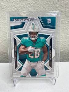 lot 88C image: 2023 Panini Rookies and Stars DeVon Achane #132 T