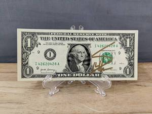 lot 19 image: Stefon Diggs Autographed $1 Bill NFL Football Vikings Texans Bills Real Currency I