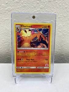 lot 37D image: 2018 Pokmon TCG Charizard Sun and Moon Dragon Majesty 370 T
