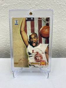 lot 3D image: 1996-97 Score Board Kobe Bryant RC #15 T