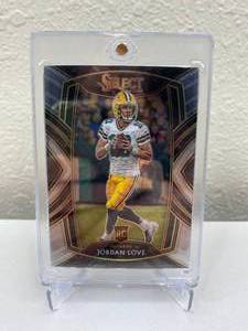 lot 35D image: 2020 Panini Select Jordan Love Club Level RC #247 T