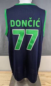 lot 7 image: Luka Doncic Autographed Slovenija National Basketball Jersey NBA Olympics Los Angeles Lakers 77 Mens Size Large I