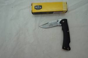 lot 40 image: Mule Deer folding pocket knife
