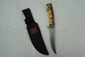 lot 43 image: Ridge  Runner fixed blade knife