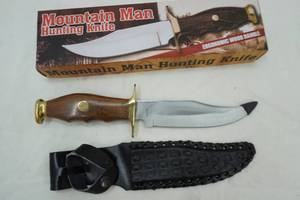 lot 48 image: Mountain Man Hunting knife