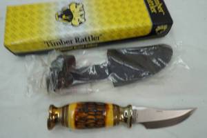 lot 52 image: Timber Rattler Fixed blade