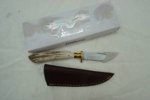 lot 53 image: Steel Stag Fixed blade knife