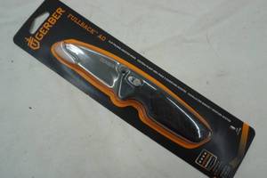 lot 65 image: Gerber knife