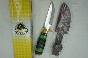 lot 71 image: Timber Rattler fixed blade knife