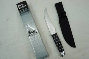 lot 82 image: Ridge Runner fixed blade knife