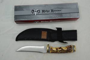 lot 137 image: Ridge Runner fixed blade knife