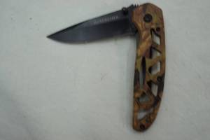 lot 191 image: Winchester 3 blade folding knife
