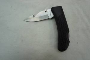 lot 195 image: Ridge Runner 3 stainless blade folding knife