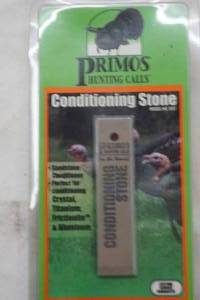 lot 200 image: 3 conditioning stone in package