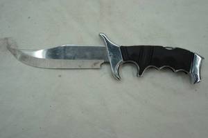 lot 201 image: 5 blade 440 stainless steel fixed blade knife
