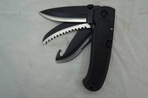 lot 206 image: 5 blade 7 handle deer hunting knife