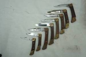 lot 207 image: 8ct stainless steel pocket knives. 2 2 blades, 6 3 blades