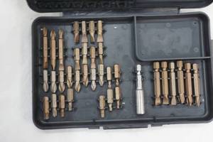 lot 8 image: Craftsman Bit Set