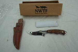lot 15 image: Sarge Stainless Steel 3 fixed blade and leather sheath