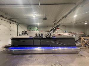 lot 5 image: 2023 Qwest E-Class RLS LTZ  22 Pontoon Boat With 115 Honda Motor
