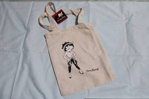 lot 79 image: Betty Boop Canvas Tote Bag