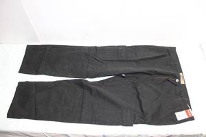 lot 87 image: Wrangler Authentics Mens Black Cargo Pants Size 40 x 30