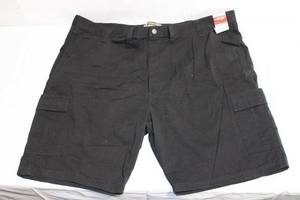 lot 93 image: Wrangler Authentics Mens Cargo Shorts Size 48