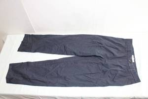 lot 96 image: Amazon Essentials Classic Mens Dark Navy Chinos 32x32