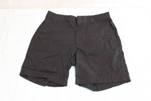 lot 107 image: Amazon Essentials Mens Black Regular Fit Shorts Size 31