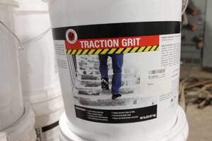 lot 159 image: 50 lb Bucket of Traction Grit