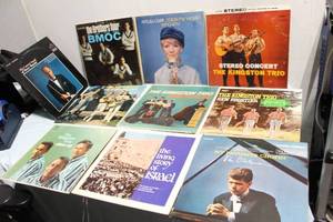 lot 193 image: Collection of 10 Vintage Vinyl Records Featuring The Kingston Trio and Others