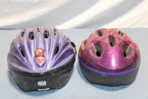 lot 200 image: Set of 2 ProRider Bicycle Helmets SmallMedium